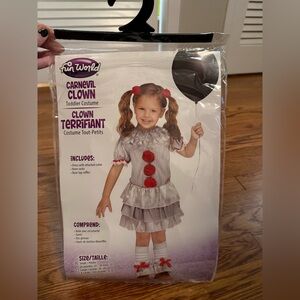 Pennywise Clown Terrifiant Toddler Costume - Gray and Red. Size 24m- 2T